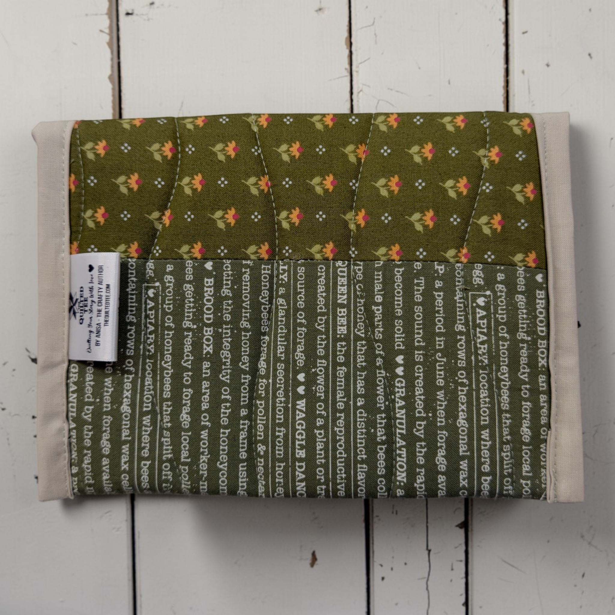 Small Fabric Pouch with Magnetic Closure